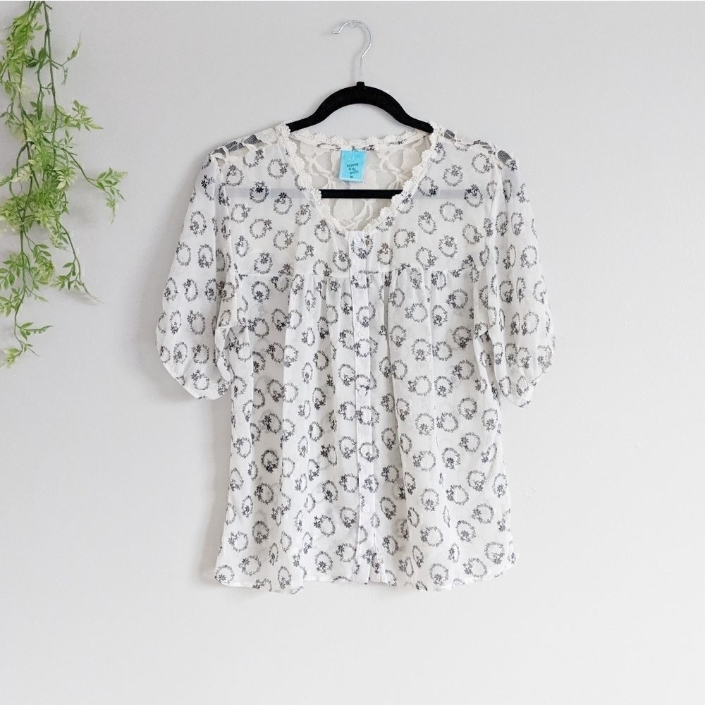 h.i.p. White Sheer Black Floral Button Top Medium